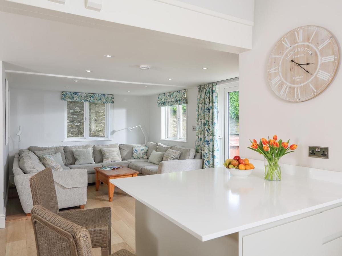 Keepers Lodge, Hillfield Village Дартмут Екстер'єр фото